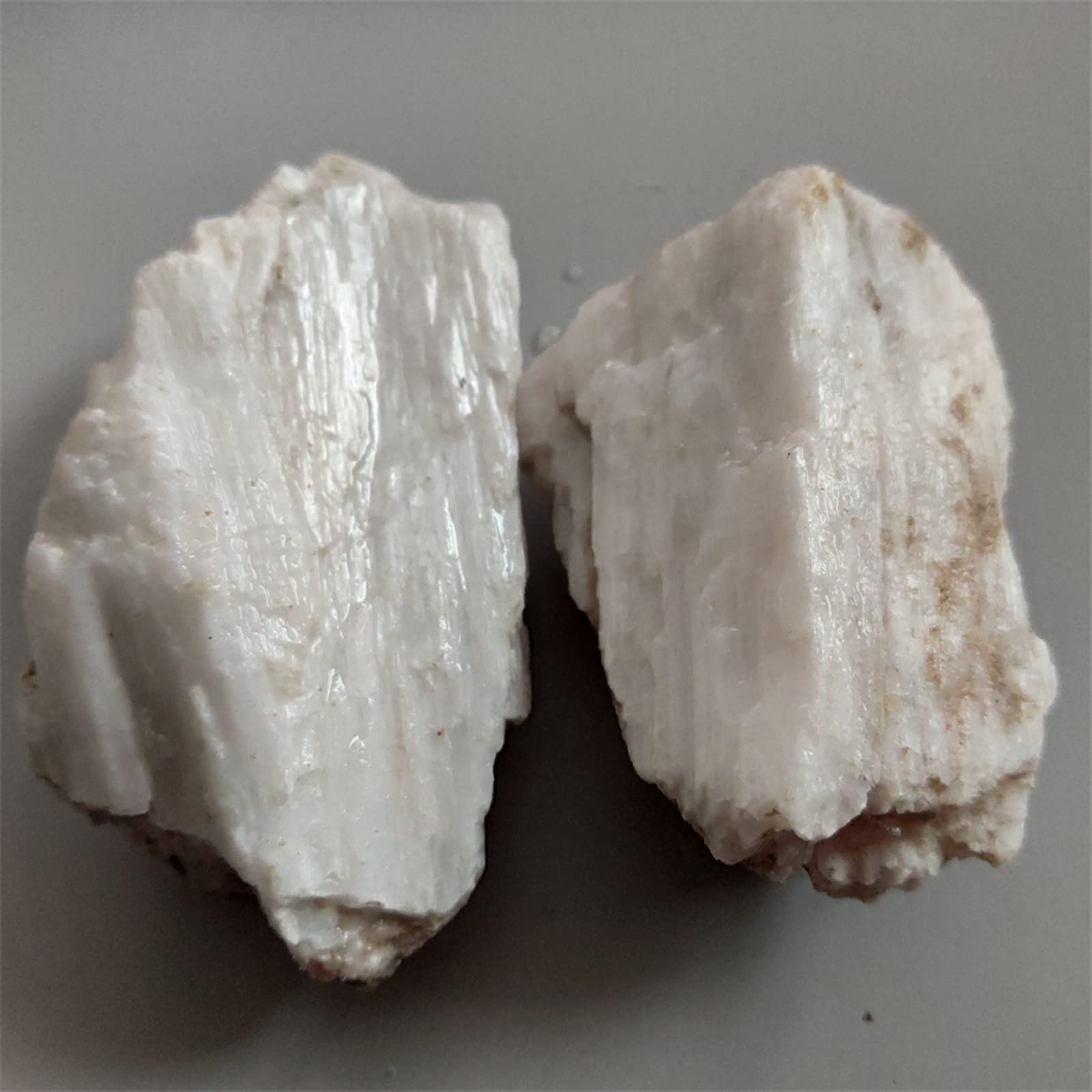 AAKOMA 500 g di filatura Grezza Naturale Wollastonite Pietra didattica Esemplare Collezione di materie Prime industriali Decorazione della casa