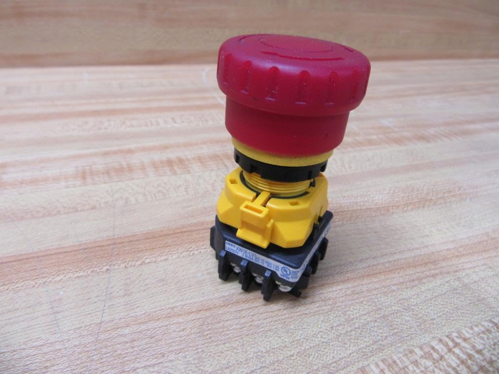 Idec XW1E-LV E-Stop Switch XW1E-TV412Q4M-R
