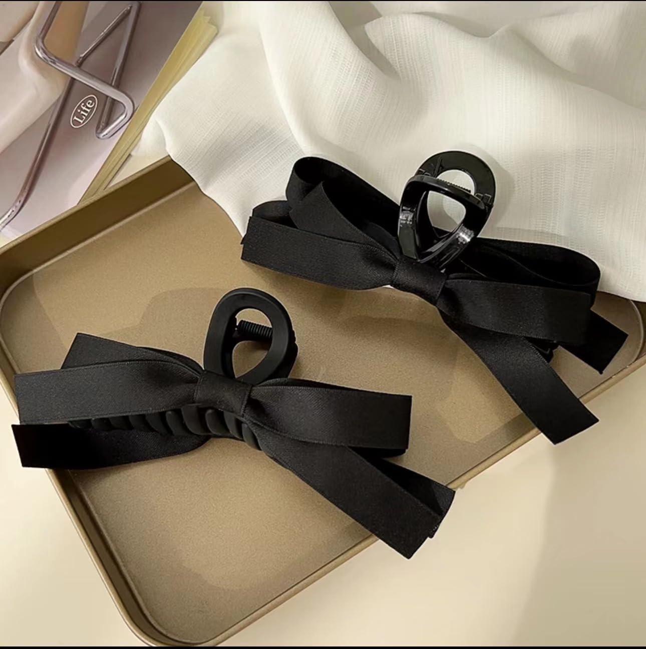 Gtoulkxn 2 Pack Velvet Ribbon Bow Hair Claw Clips, Large Hair Barrettes Accessories for Women, Trendy Cute for Thin and Thick Wavy Hair (2 distinct bow)