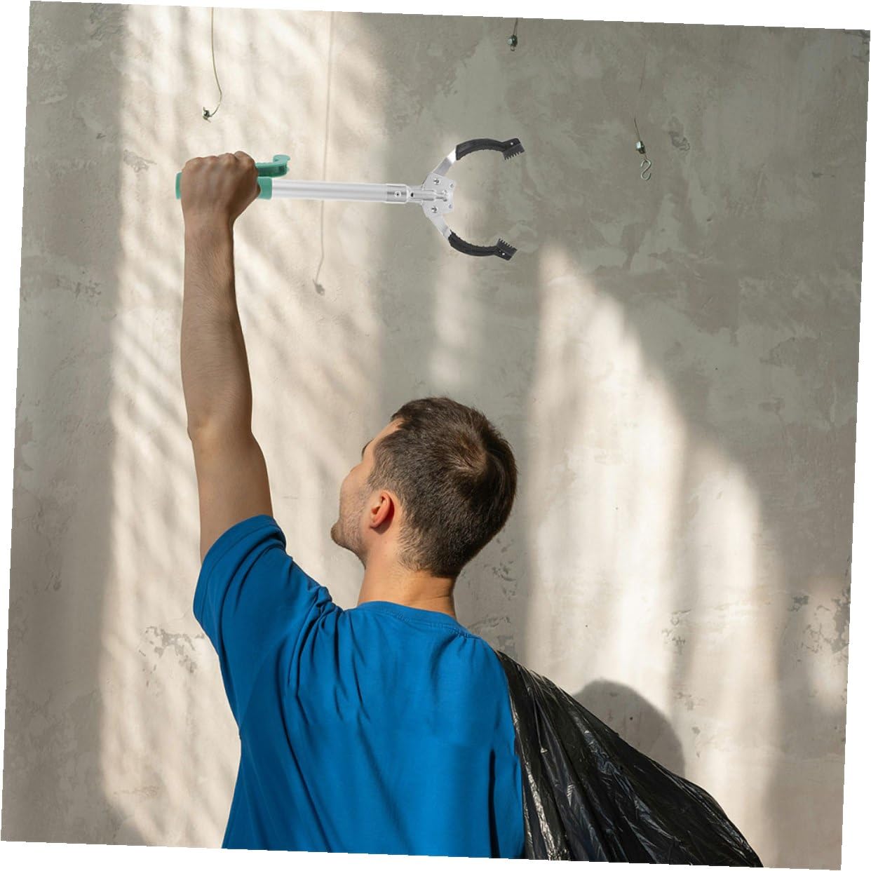 2 Stück Müllgreifer Kunststoff Greifzange Ergonomischer Griff Langlebig Vielseitig Müllsammler Aufhebehilfe für Garten Haushalt und Senioren