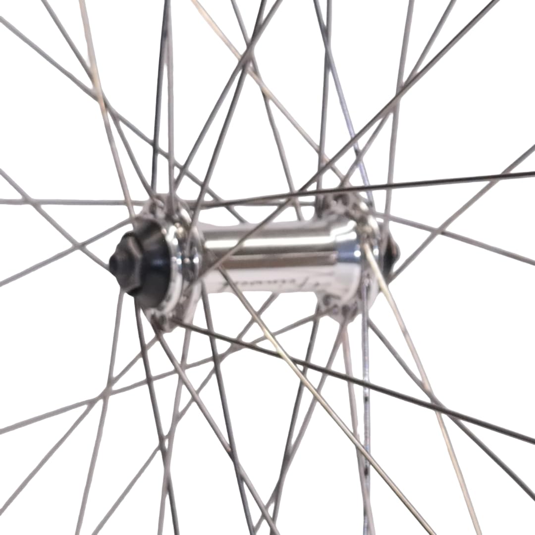 Vuelta Fahrradfelge 26 Zoll Vorderrad inkl. Feinwerk Nabe - Made in Germany - Vorderrad Felge Silber mit Felgenbremse, 559x19 Airtec 3 Hohlkammer-Felge 1040g,Hohlkammer-Felgen