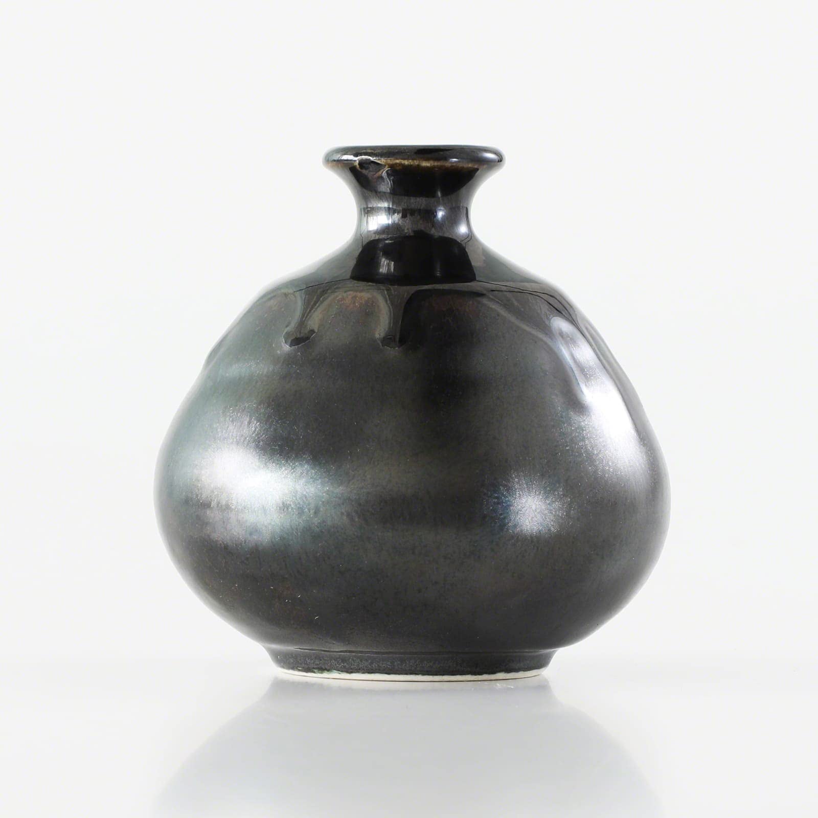 Wazakura Elegant Ceramic Small Ikebana Flower Bud Vase Made in Japan - Image 2