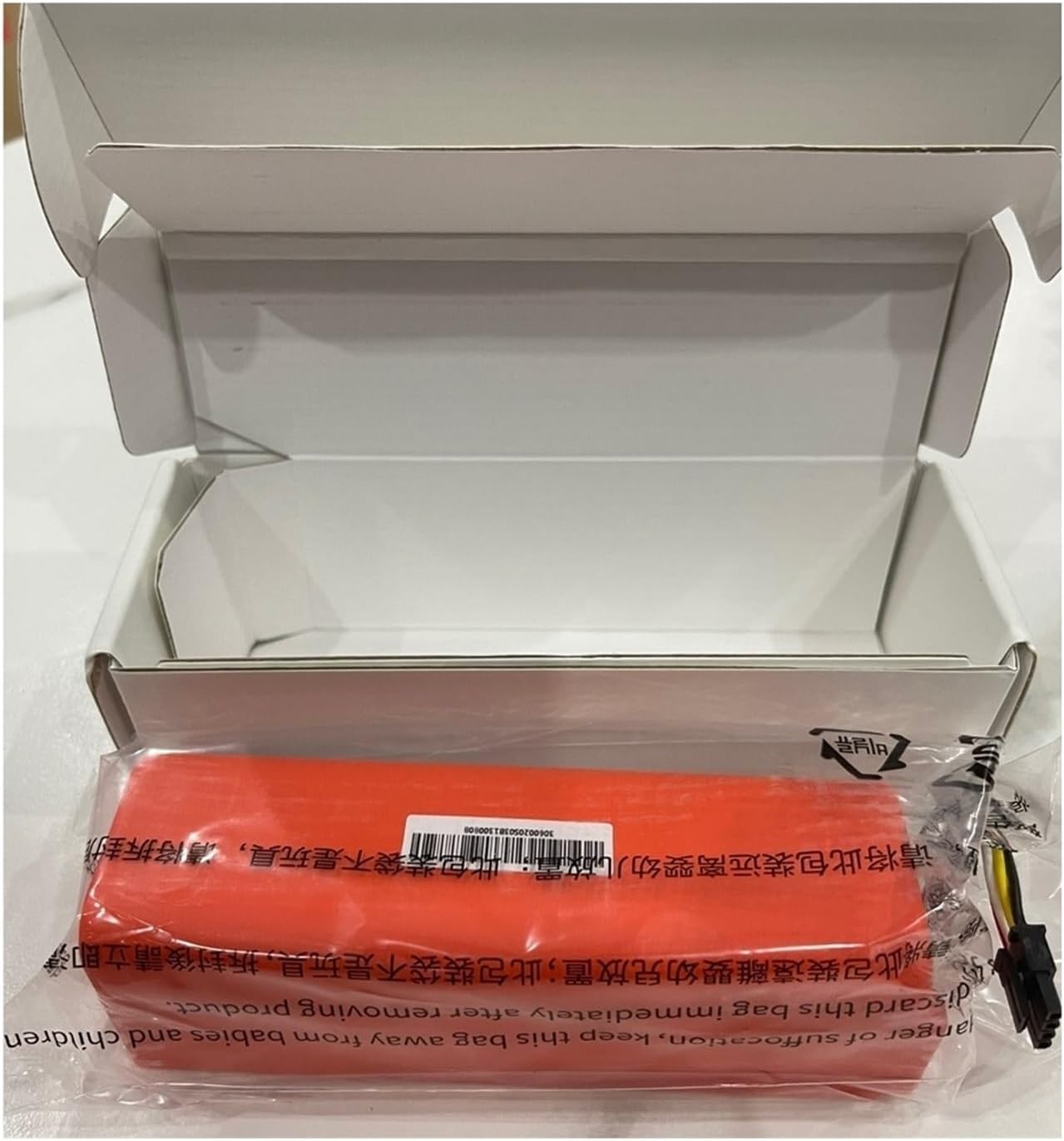 Original Vacuum Cleaner Lithium-ion Battery 5200mAh.Compatible for Roborock S8 Pro Ultra/S5/S5 Max/S7/S7 MaxV Ultra/S8/Q5/Q7/Q7 Max/Q Revo (Size : S7 MaxV Ultra), xi1e1l6i0n1jian