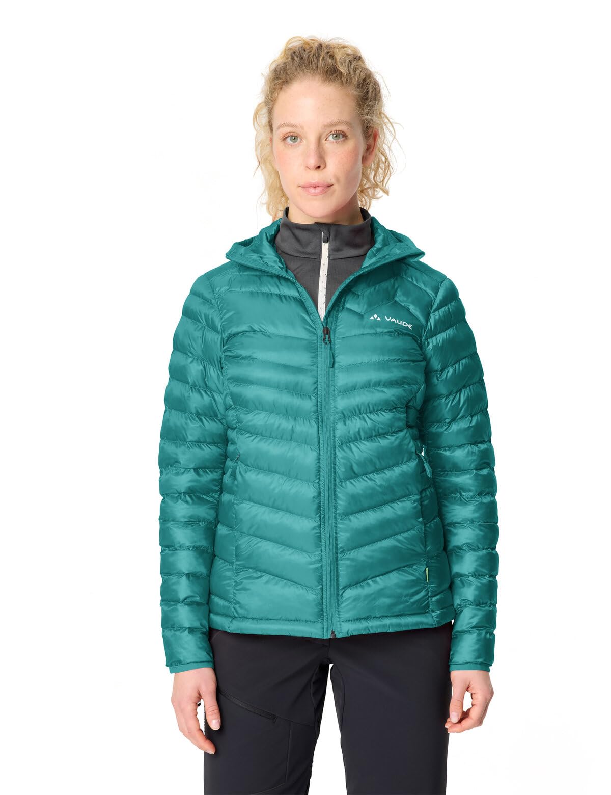 VAUDE Women's Batura Hooded Insulation Jacket, bardzo lekka damska kurtka izolacyjna z kapturem do sportów górskich, bardzo ciepła