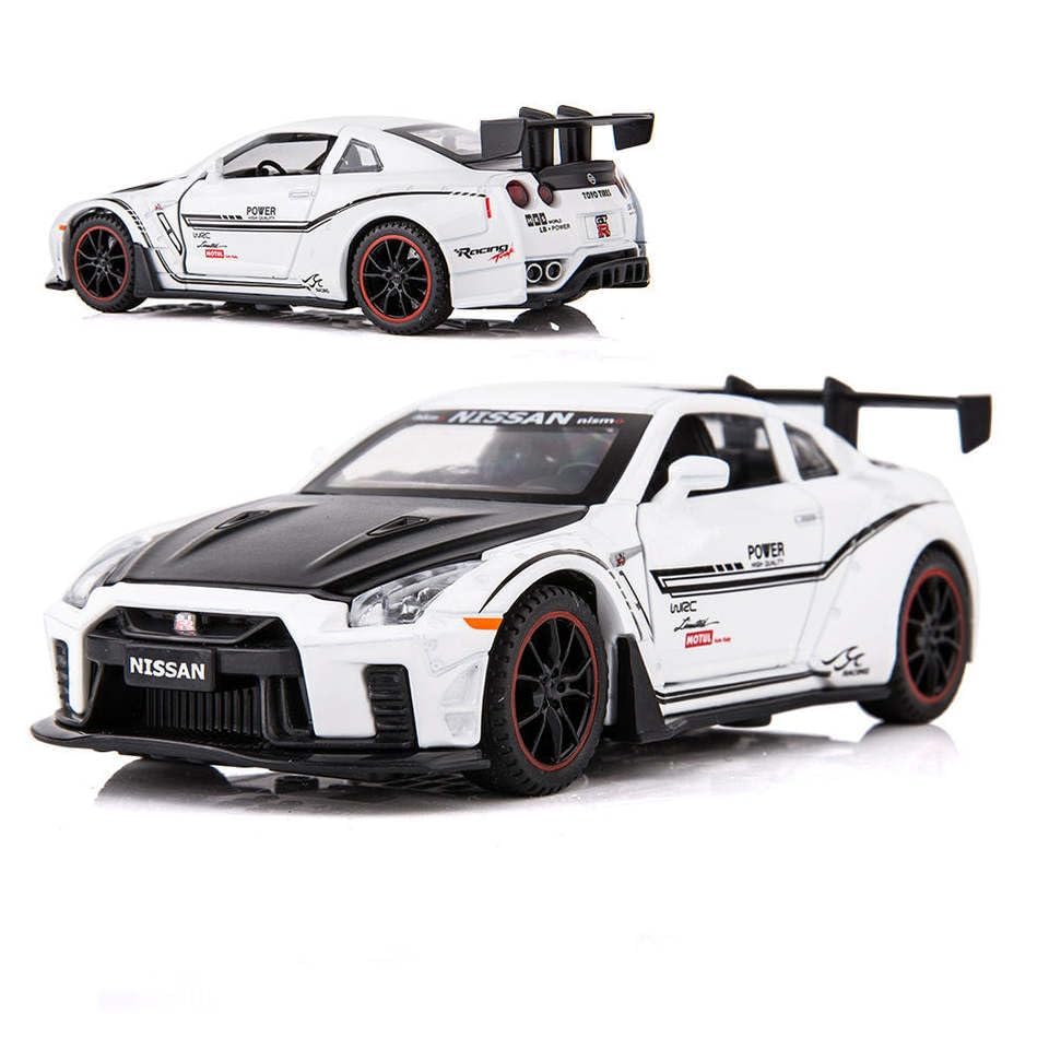 Image of 1:24 Scale Nissaan GTR Model Alloy Metal Pull Back Toy car for Kids with Openable Doors & Light, Music Toy Vehicle for Kids (1:24 Nissaan GTR (White))