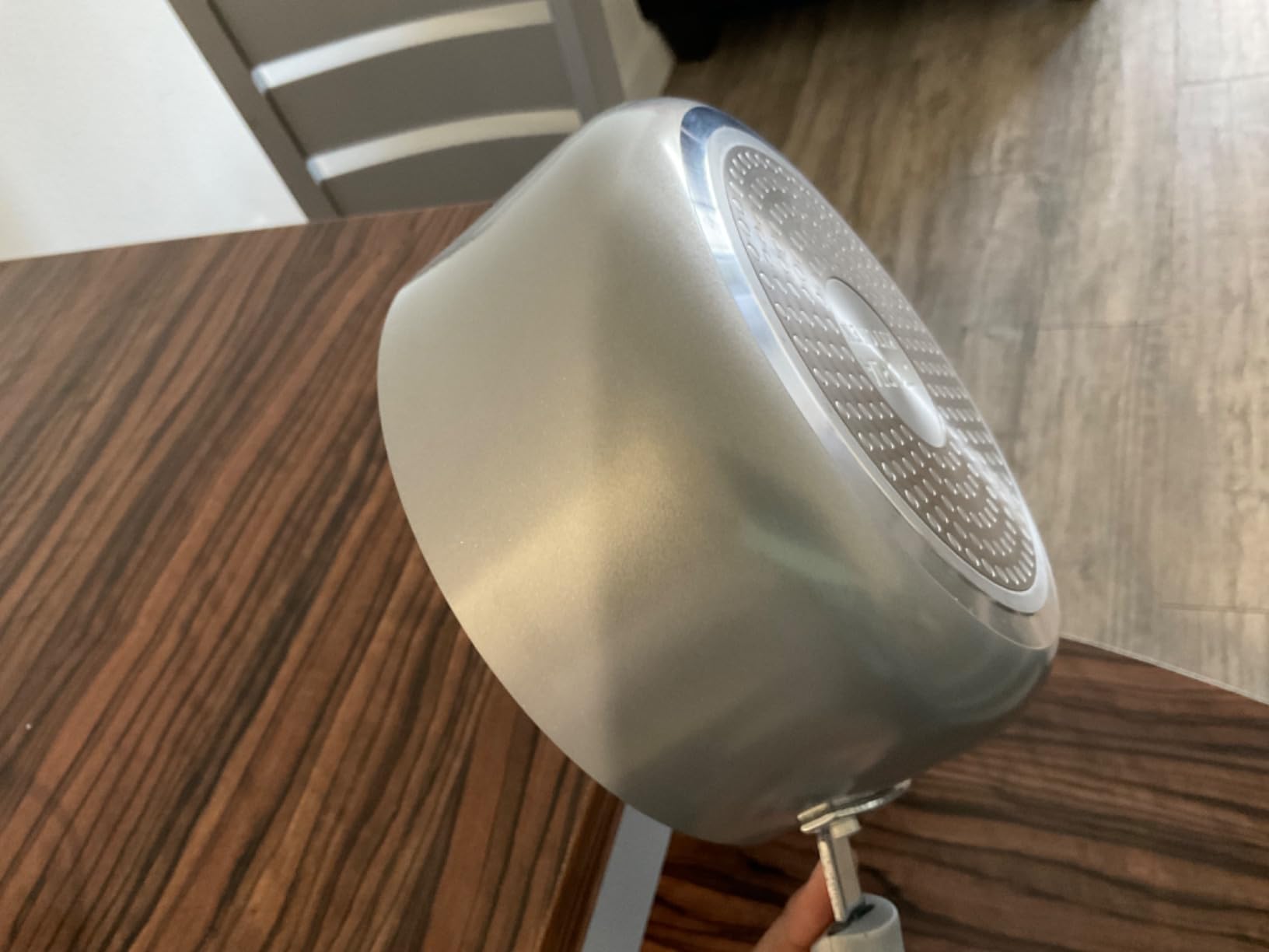 IT IS REALLY NON STICK!