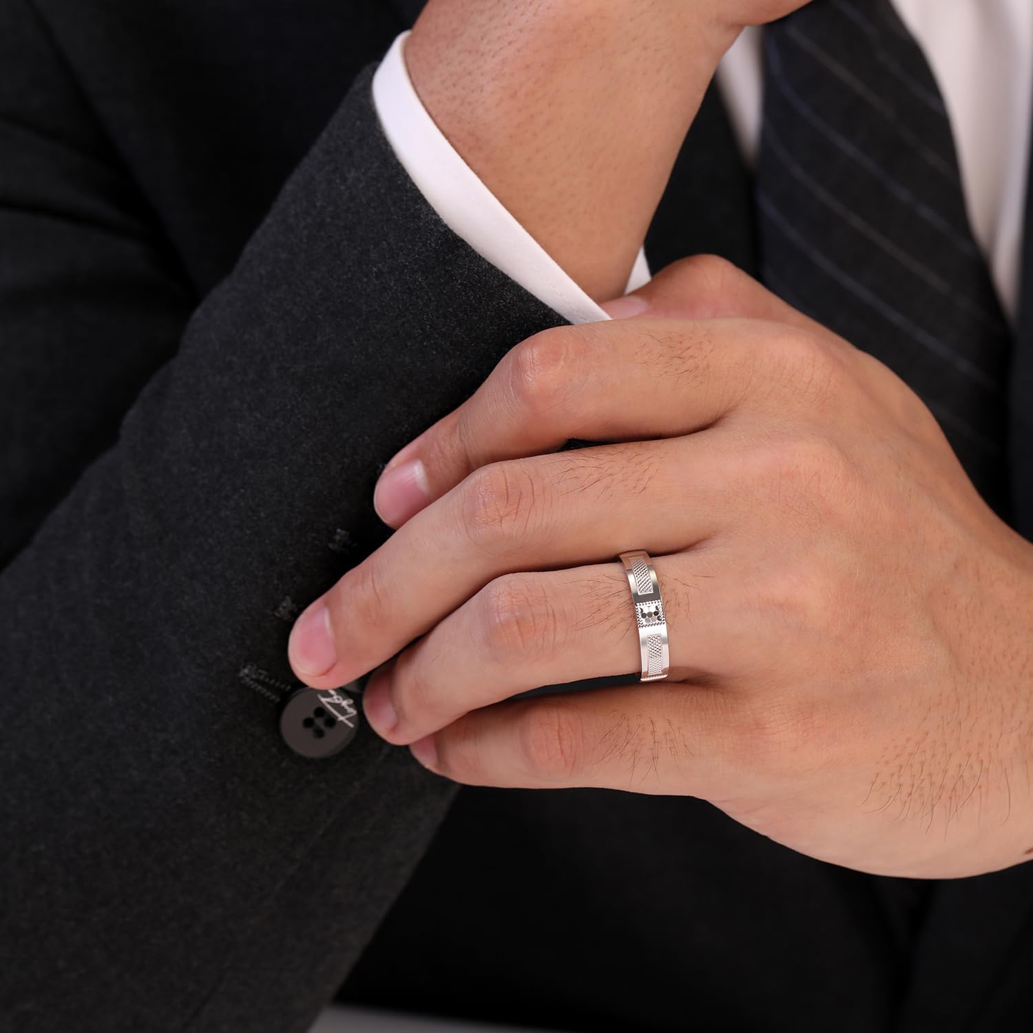 Meissa Anello Uomo in Argento Sterling 4mm, Fedina Nuziale Larga Regolabile, Anello di Fidanzamento Uomo, Vestibilità Comfort, Anello per Pollice