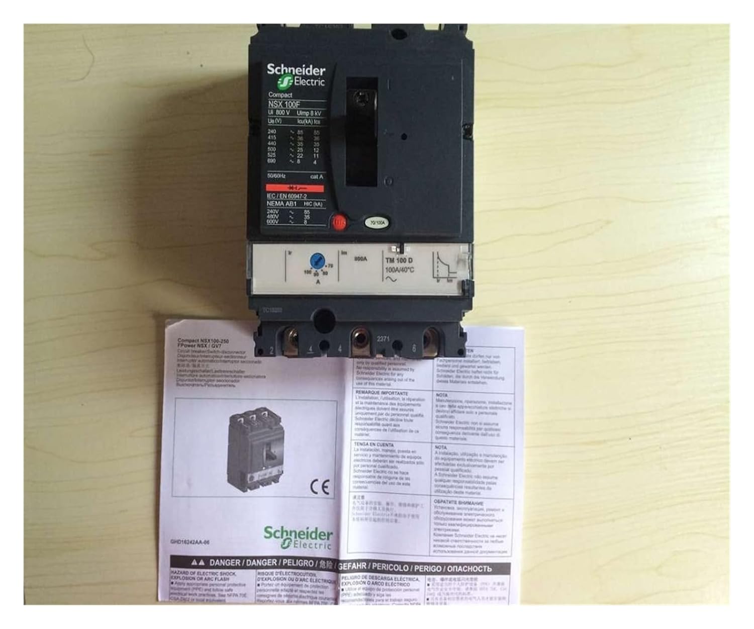 380V 0.75KW/1.5KW/2.2KW/3.7KW モータ速度制御用三相入力インバータ