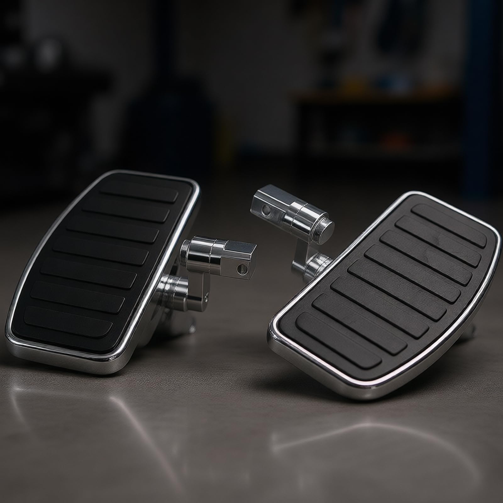 Podnóżki motocyklowe do dużych obciążeń z szeroką platformą, odporne na wstrząsy, doskonałe do modeli VTX1300, VTX1800, VF750, podnóżki motocyklowe