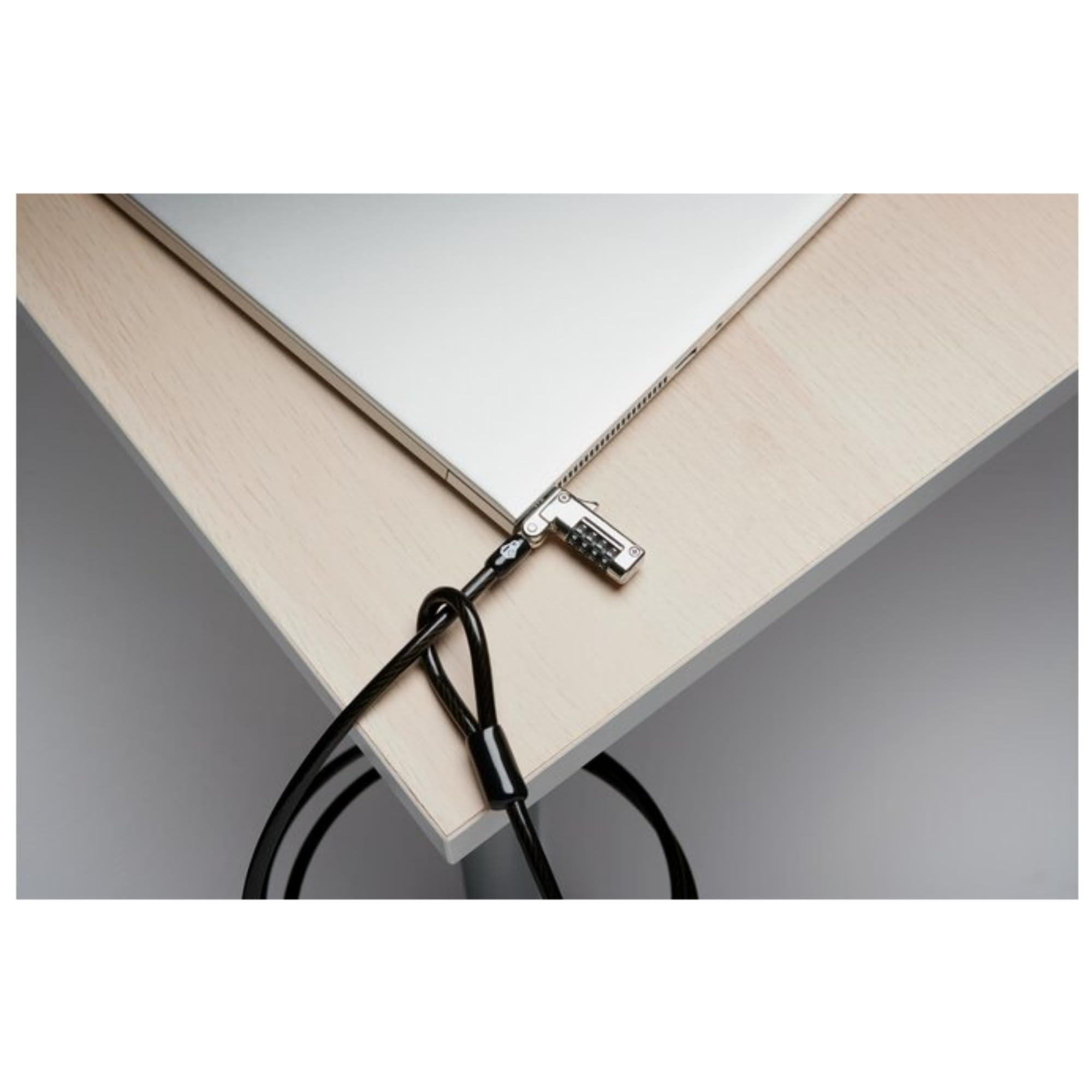 Kensington, Blokada Kablowa Slim NanoSaver® Combination Ultra Cable do Gniazd Nano, Linka 1,8 m ze Stali Węglowej, Zabezpieczenie Przed Kradzieżą Laptopów i Urządzeń (K60629WW)