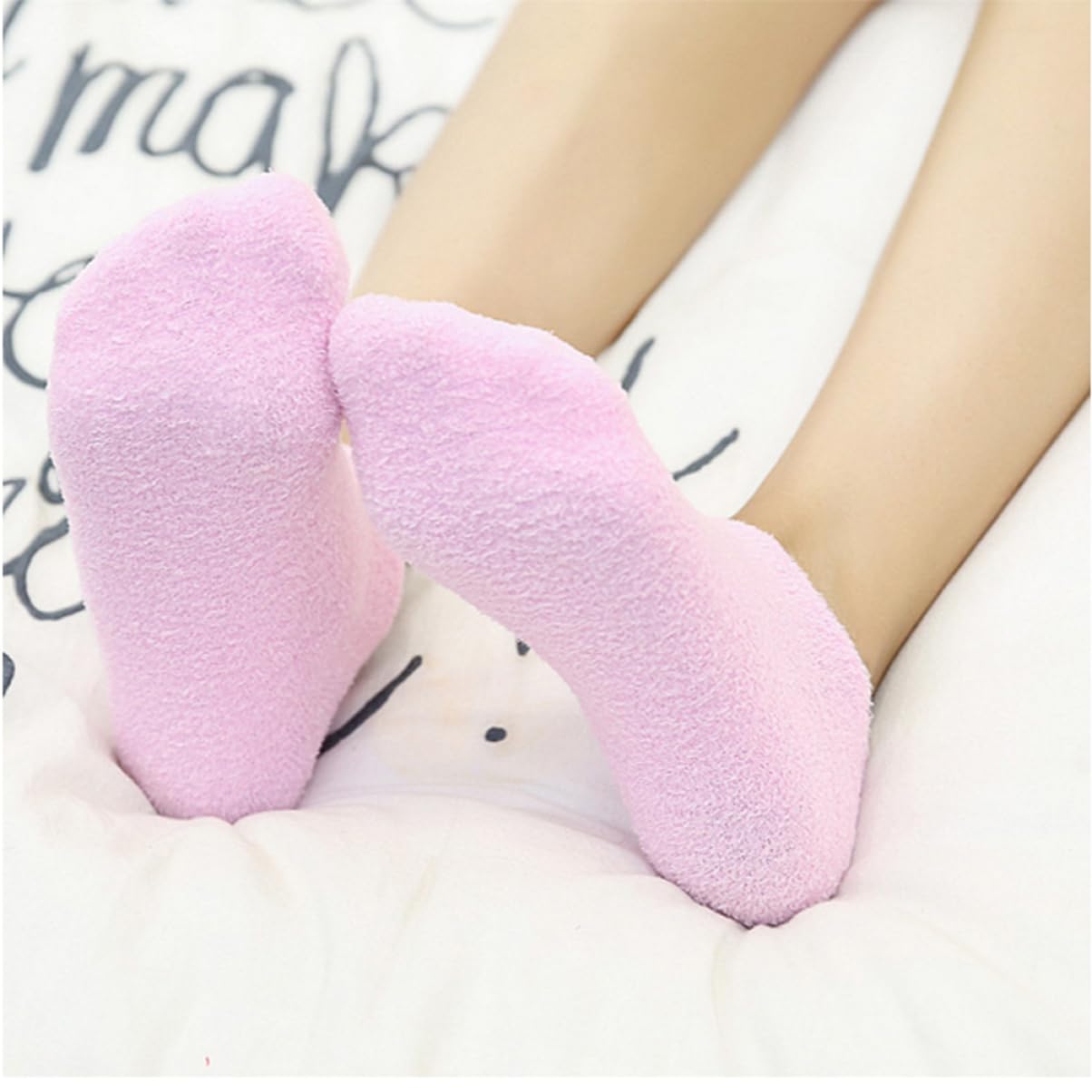 IWOWHERO 3 Pairs Gel Socks Gel Lining Socks Moisture Socks Oil Infused Socks Cracked Foot Lotion Socks Dry Heel Spa Socks Cotton Spa Socks Cracked Heel Socks Moisturizing Foot Wear Pink