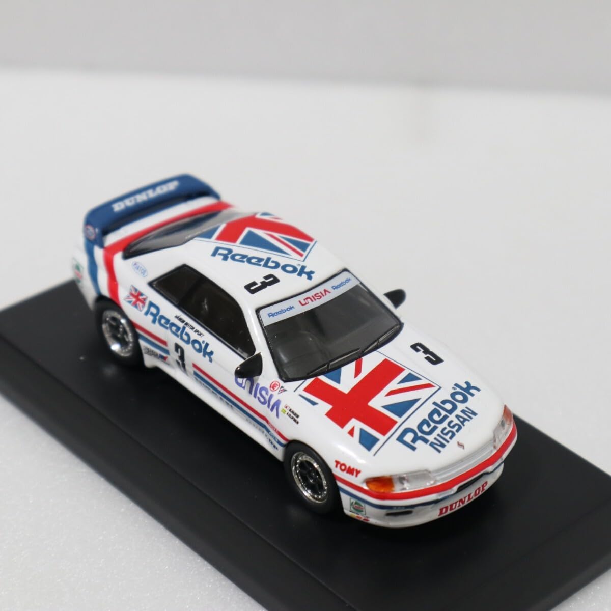 Amazon | 京商 1/64 日産 スカイライGT-R R32 グループA リーボック