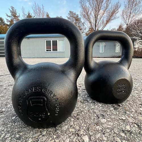 『Forged in Motion - Where Strength, Resilience, and Tactical Training Collide』のカバーアート