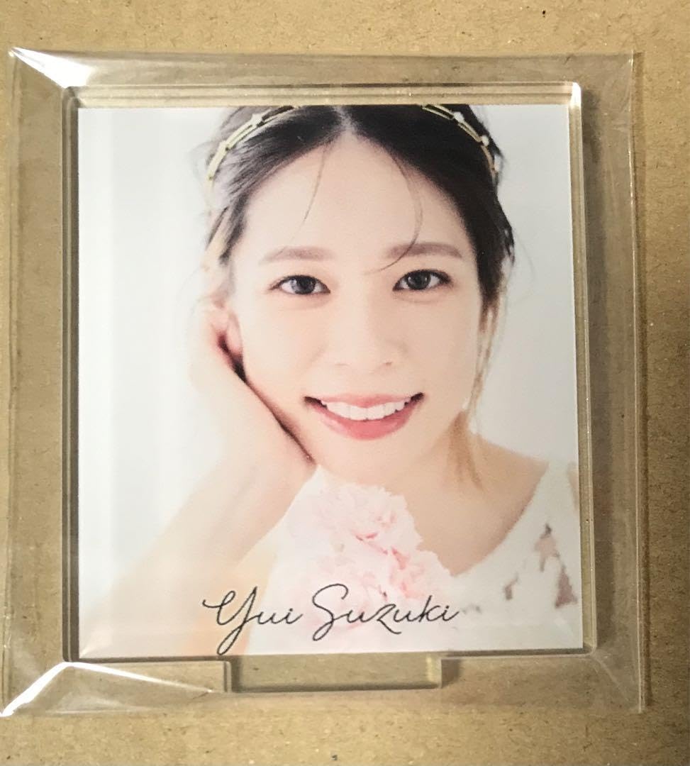 鈴木唯　ミニプレート　フジテレビアナウンサー Amazon.co.jp: 鈴木唯 ミニプレート フジテレビアナウンサー