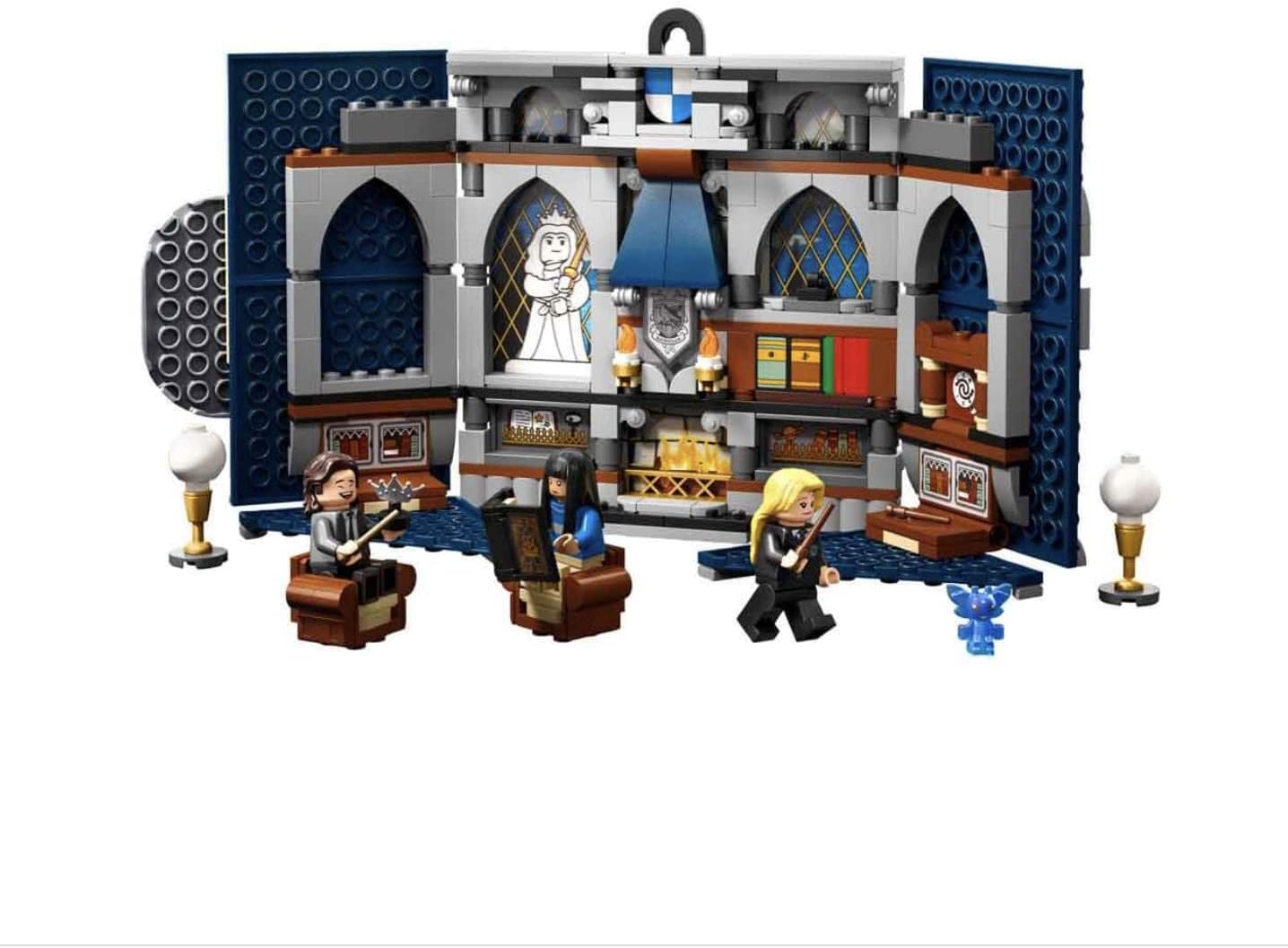Lego 76411 Harry Potter House Banner Ravenclaw, Hogwarts Crest, Castle Community Room Toy or Wall Display with Luna Lovegood Mini Figure, Collectible Travel Toy
