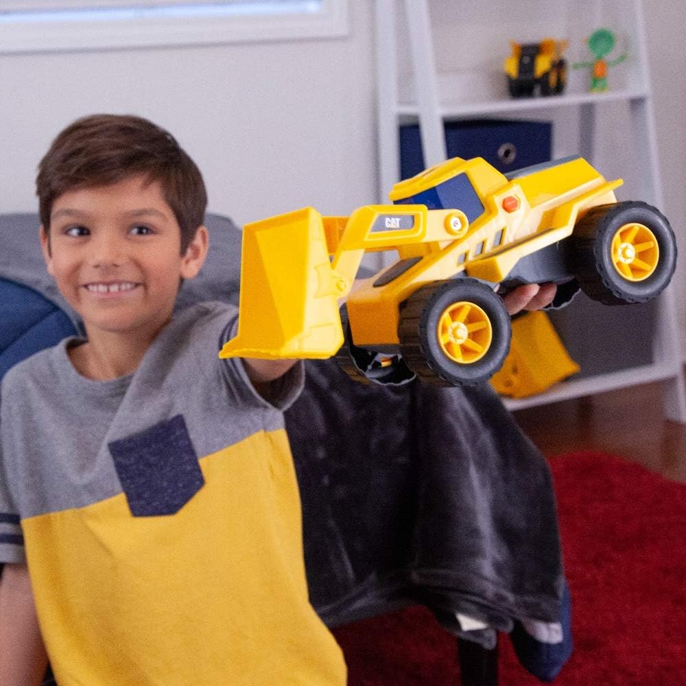 CAT Construction Toys, Future Force Front Loader Toy, With Lights And Sounds, Ages 3+ Yellow - Electro-Power Sounds, Next-Gen Glow Effects, Articulated Features - Indoor/Outdoor Play!