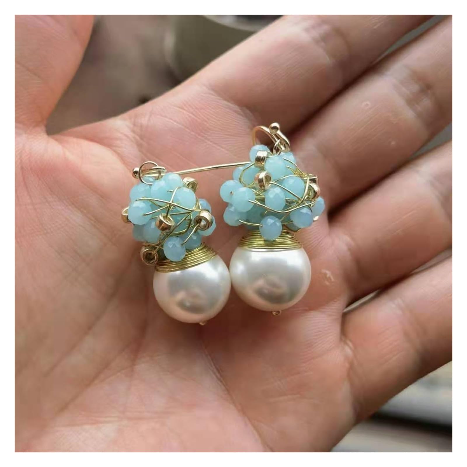 【はくとん( 'ω')ŧ‹\"ŧ‹\"】アクアマリンカルセドニーイヤリング はくとん( 'ω')ŧ‹