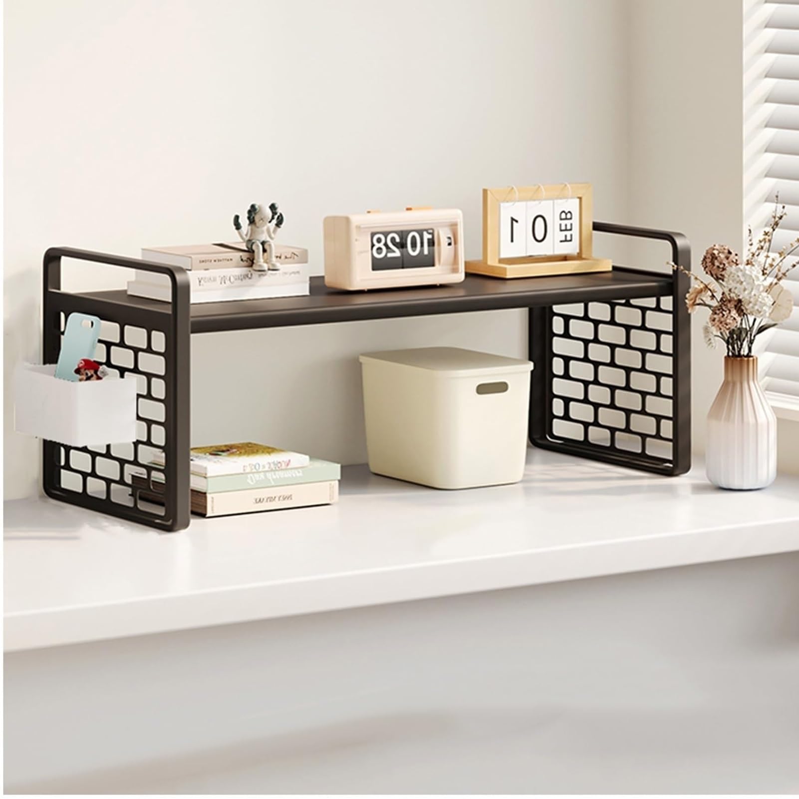 Libreria Da Scrivania In Ferro E Legno - Mensola Espositiva Multiuso Da Banco, Libreria Da Scrivania Con Cestino Appeso, Scaffale Portaoggetti Per Piccoli Spazi(Black,50x20x18 cm)