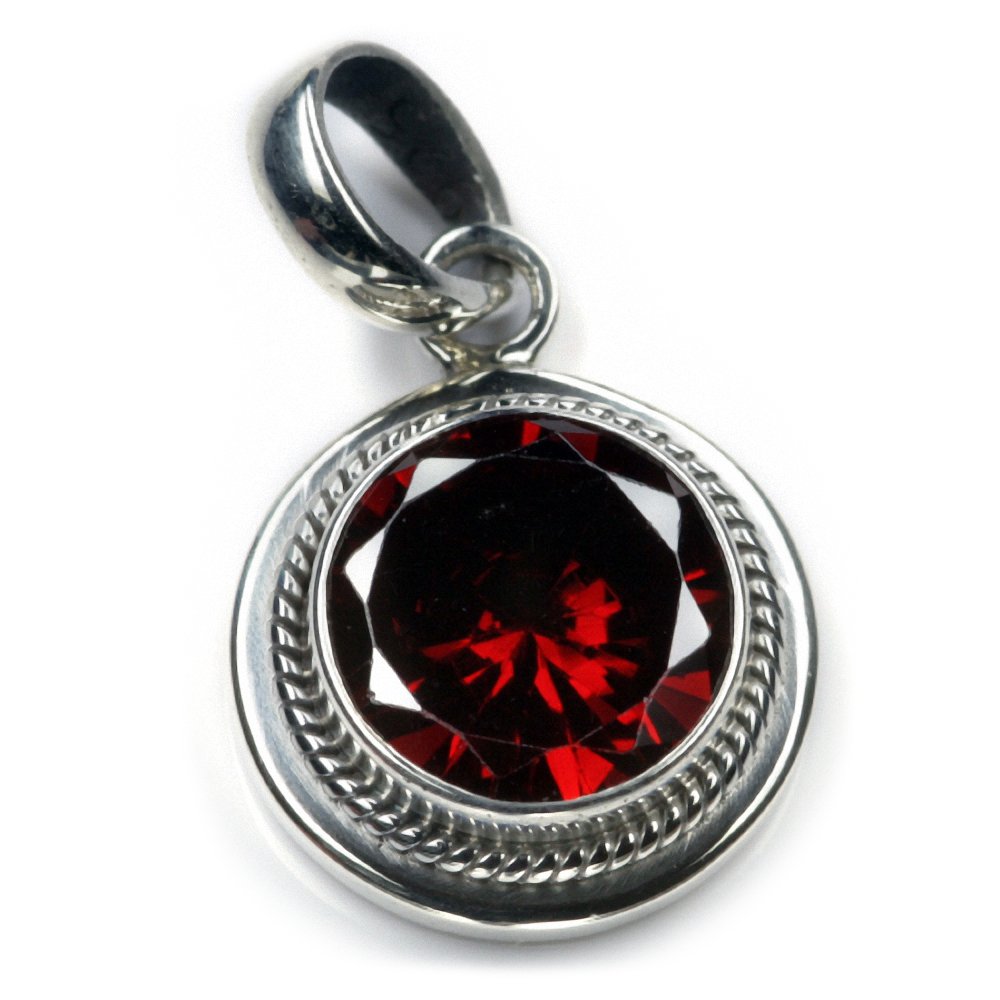 Granat Anhänger 925 Sterling Silber – Roter Edelstein Schmuck für Damen & Herren – Handgefertigter Silberanhänger mit klassischer Ausstrahlung als Symbol für Schutz & Kraft