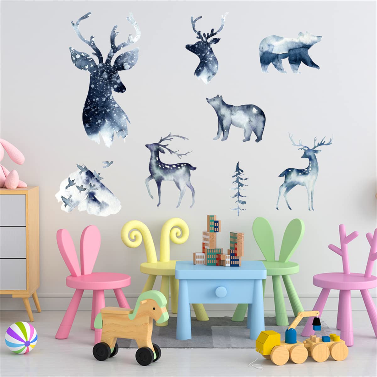 Nursery Wall Decals Snow Deer and Bear Wall Stickers Self-Adhesive Forest Animal Wall Art Mural for Kids Beedroom Playroom Living Room