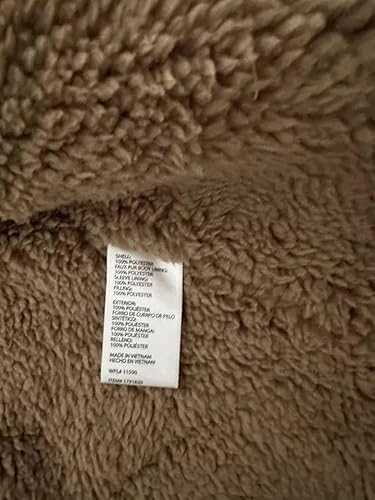 Cozy Burgundy Sherpa-Lined Quilted Long Coat for Women – Perfect for Winter - Image 5