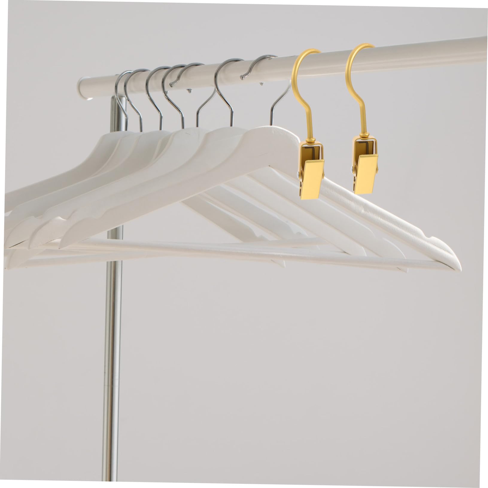 PRETYZOOM Portable Non Slip Pants Hanger Clips Multi Functional Clip Hanger for Jeans Skirts Hats Closet Organizer with Rotating Hook Single Pack Elegant