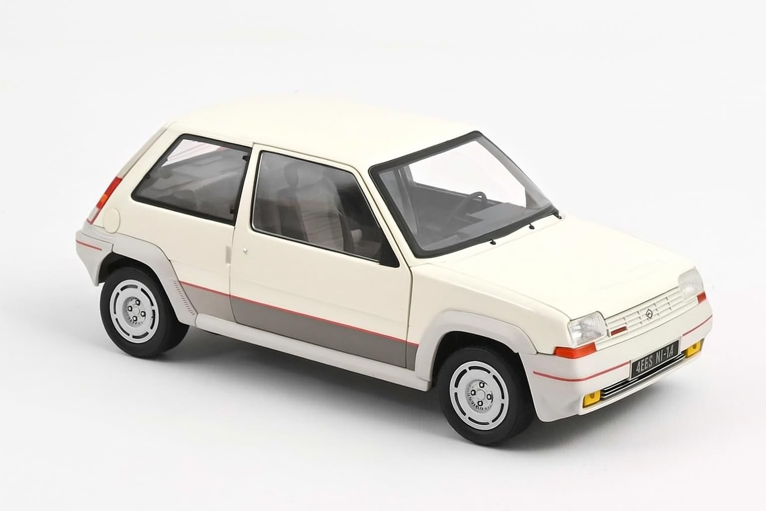 RENAULT Supercinq GT Turbo Blanc Phase II 1988 Voiture De Collection Norev 1 43