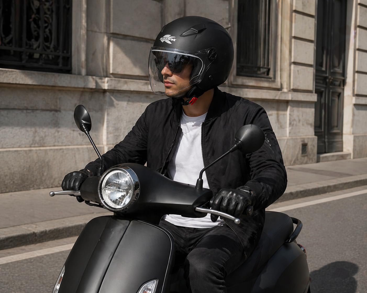 Casco Jet uomo donna ideale per Moto Scooter Omologato ECE 22.06 Visiera Antigraffio, Chiusura Micrometrica e Interni Removibili Lavabili