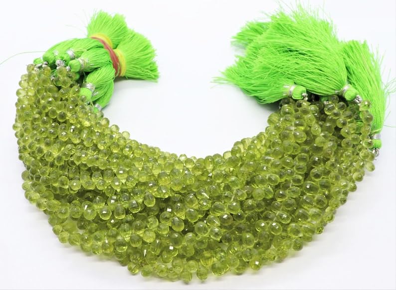 Péridot perles à facettes poire 4x6mm pour création bijoux collier