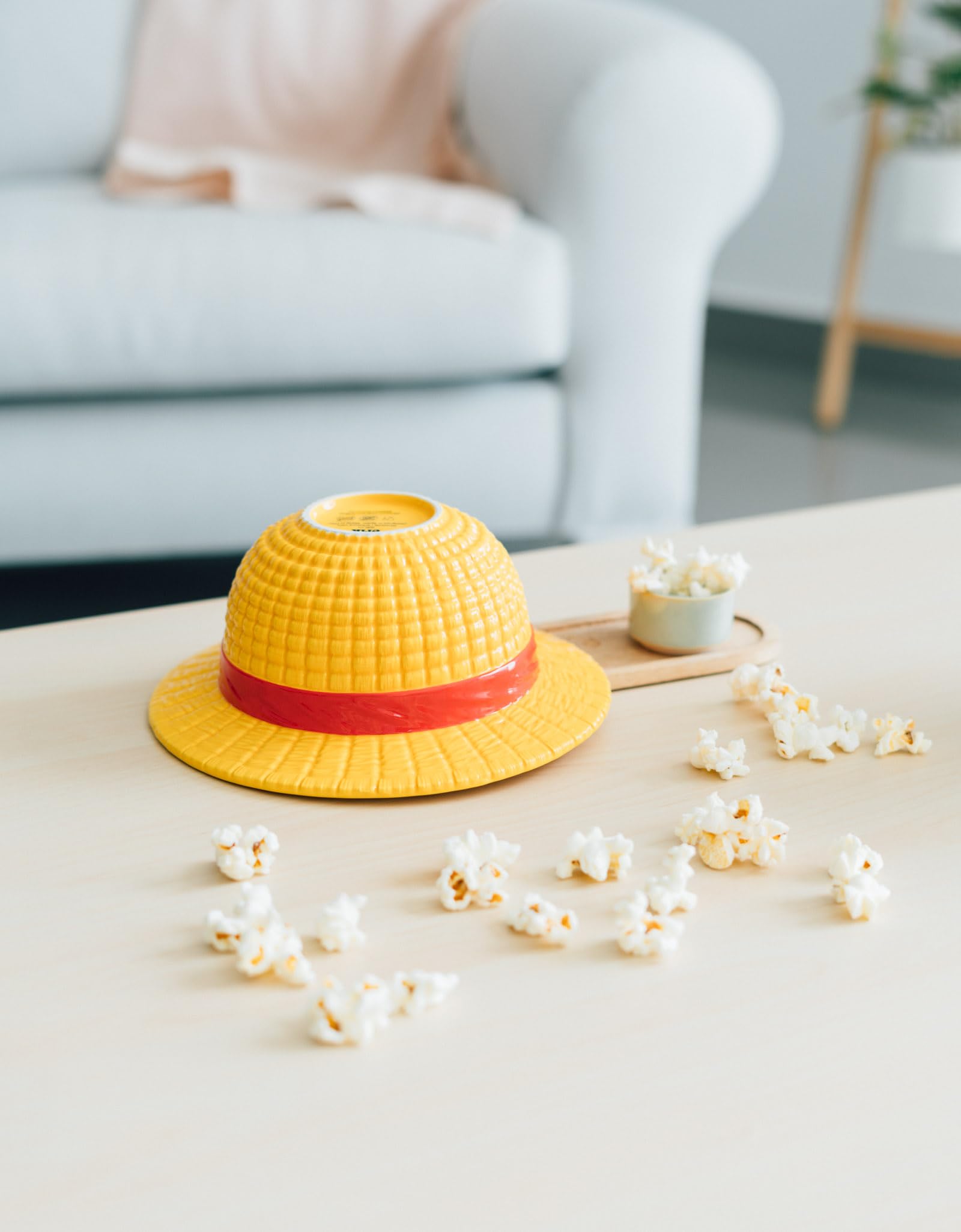 Grupo Erik Ciotola Cucina One Piece Manga 3D - Insalatiera Ceramica a Forma di Cappello di Luffy, Bowl Colazione 500ml | One Piece Gadget, Tazza Colazione Grande