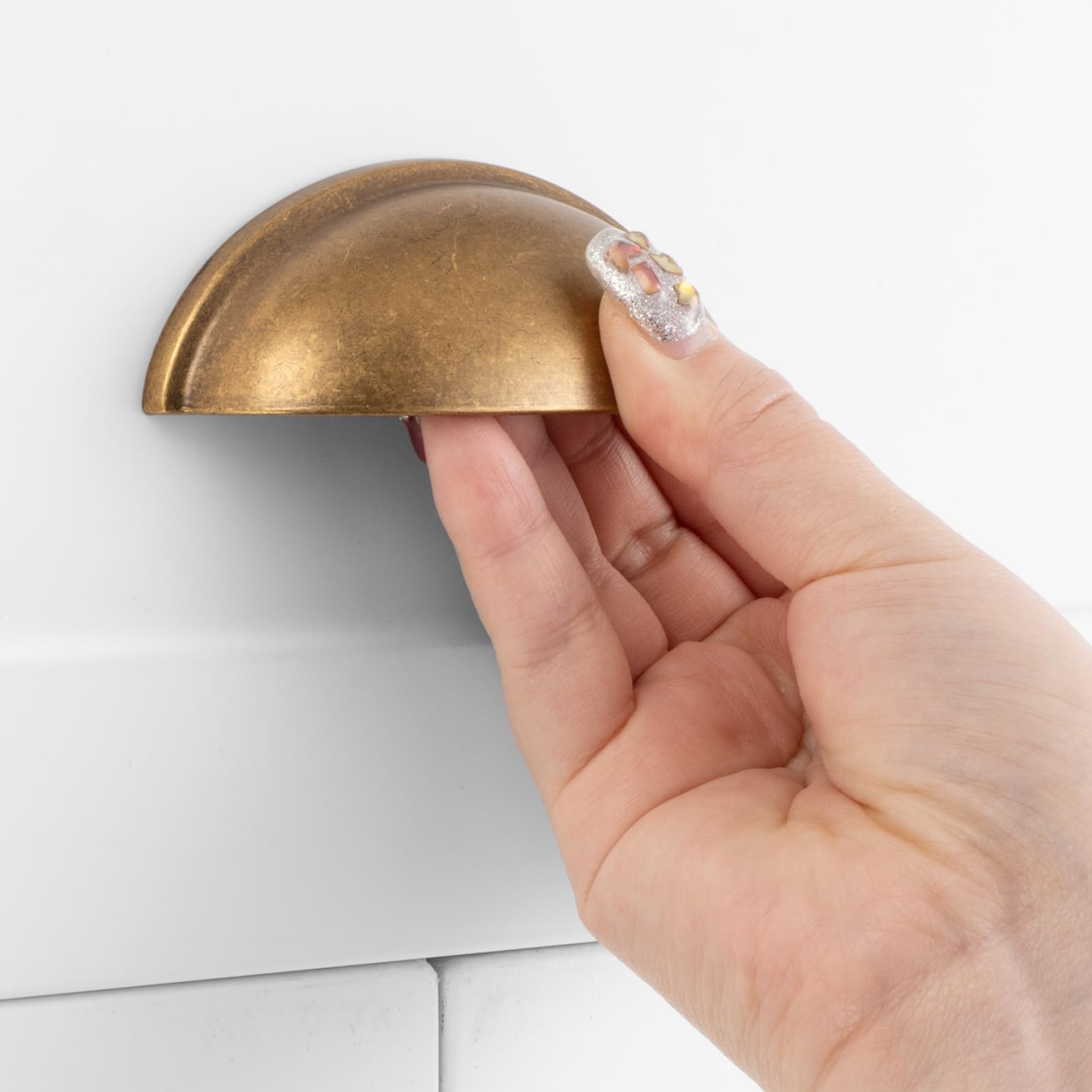 Antique Brass Cabinet Pulls, 3 Inch Hole Centers, Bin Cup Kitchen Cabinet Handles ZP2403 | Pack of 10, Solid Retro Hardware for Kitchen Door Drawer Dresser Bathroom Vanity Cupboard, 3"