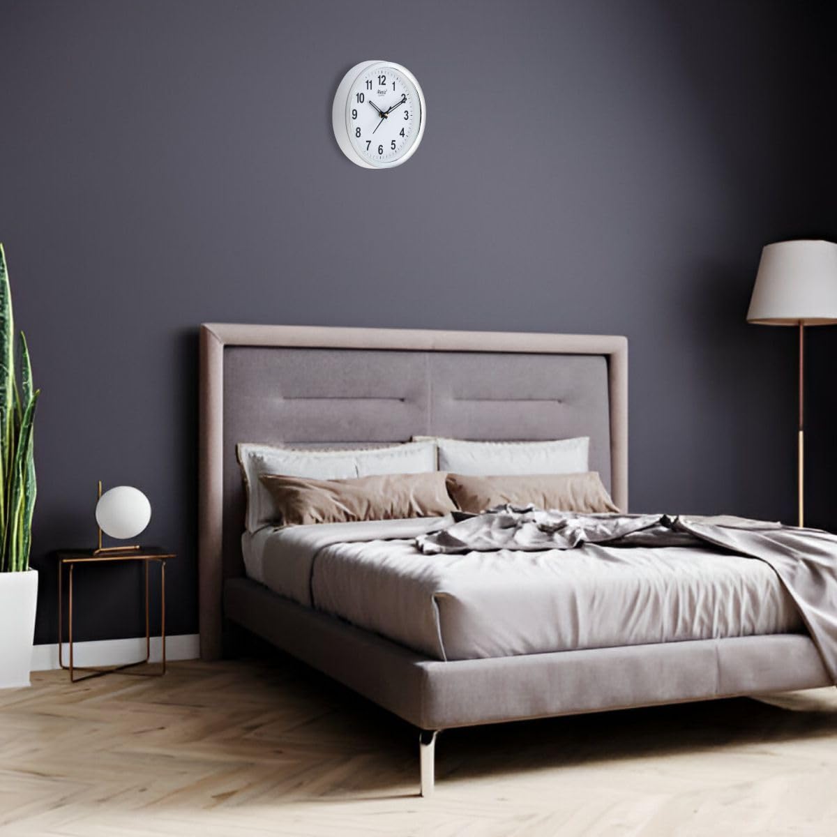 Matiz 101 Round Wall Clock - Silver & White -3