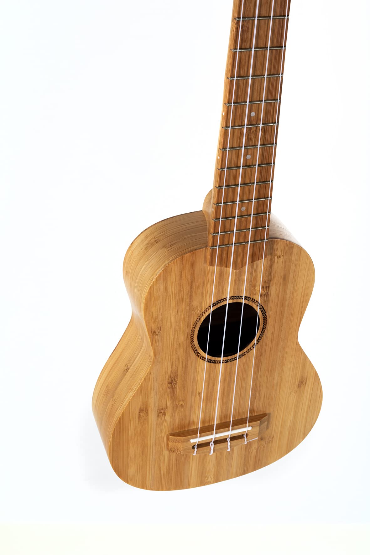GEWA Sopran Ukulele Manoa - Bambus massiv - Natur seidenmatt - inkl. gepolstertem Gig Bag - K-SO-BB