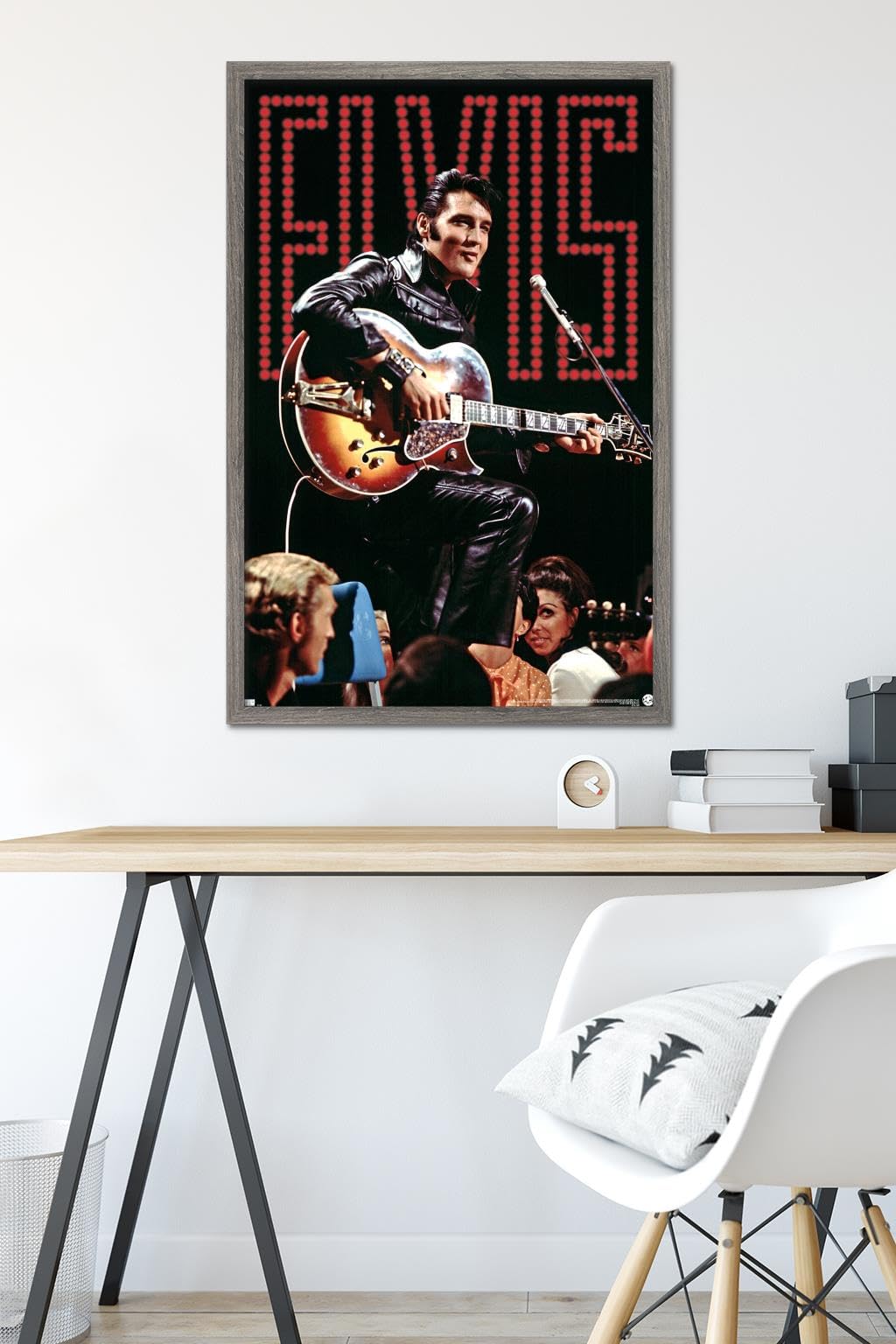 Amazon.com: Elvis Presley - 68 Concert Wall Poster, 34L