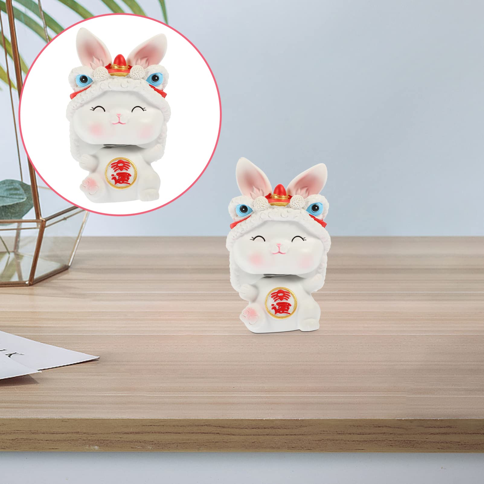 PRETYZOOM 4 Pièces Ornements artisanaux en résine décor de Sculptures Mini-Jouet Accessoires Auto Car Accessories Figurine de Lapin en résine secouant la tête décoration Mini Lapin en