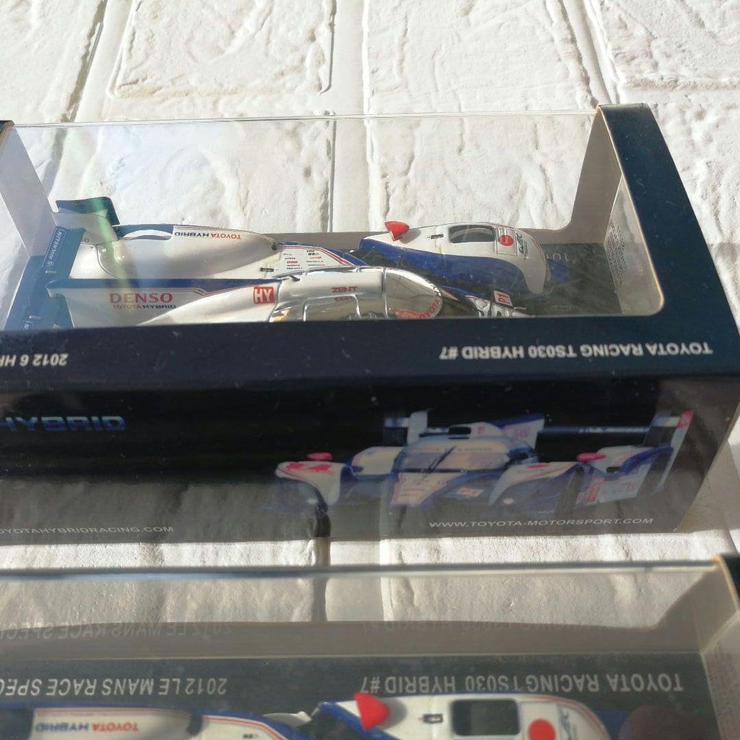 Spark製 トヨタ TS030 HYBRID 2012 富士+ルマン ミニカー 車＆バイク
