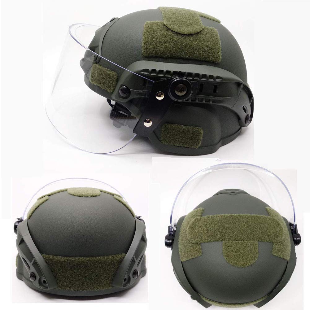 Airsoft Mich 2000 Quick Helm mit NVG Halterung und Schutzbrille.