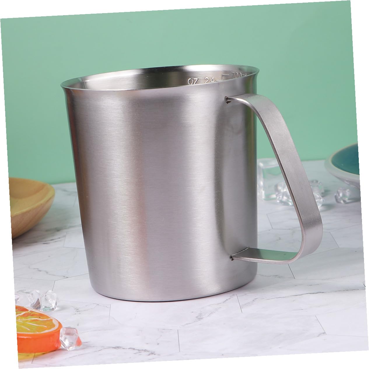 BESTYASH Misurino in Acciaio Inossidabile da 700ml Manico e Beccuccio, Facile da Pulire e Trasportare, Utensile da Cucina per Pasticceria e Uso Quotidiano