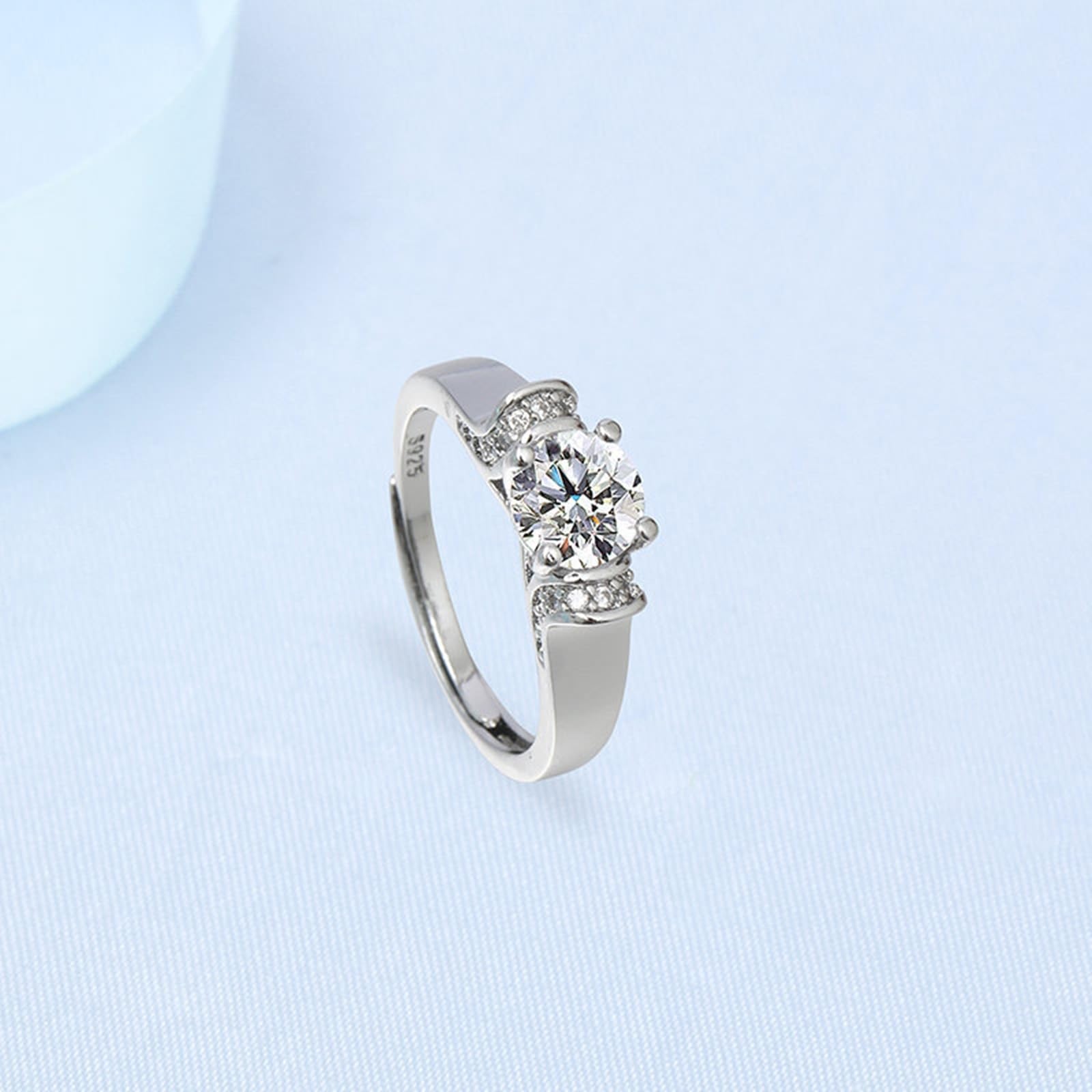 Anelli Donna Oro Bianco 18K, Fedine Fidanzamento Donna Elegante Regolabile con A 4 Punte Diamante Sintetico Rotondo Anello per Mamma, Fidanzata, Sposa