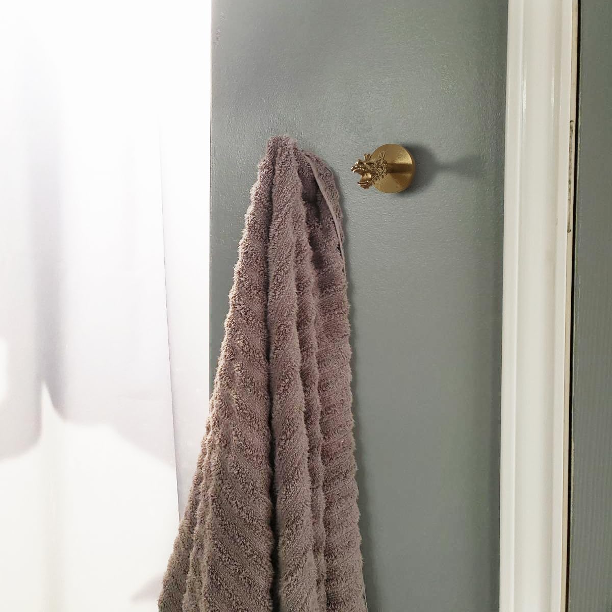 Gancho de latón para baño, gancho de bata dorado cepillado, gancho de pared decorativo de dragón para colgar abrigos, toallas, llaves para baño, cocina, garaje, montado en la pared