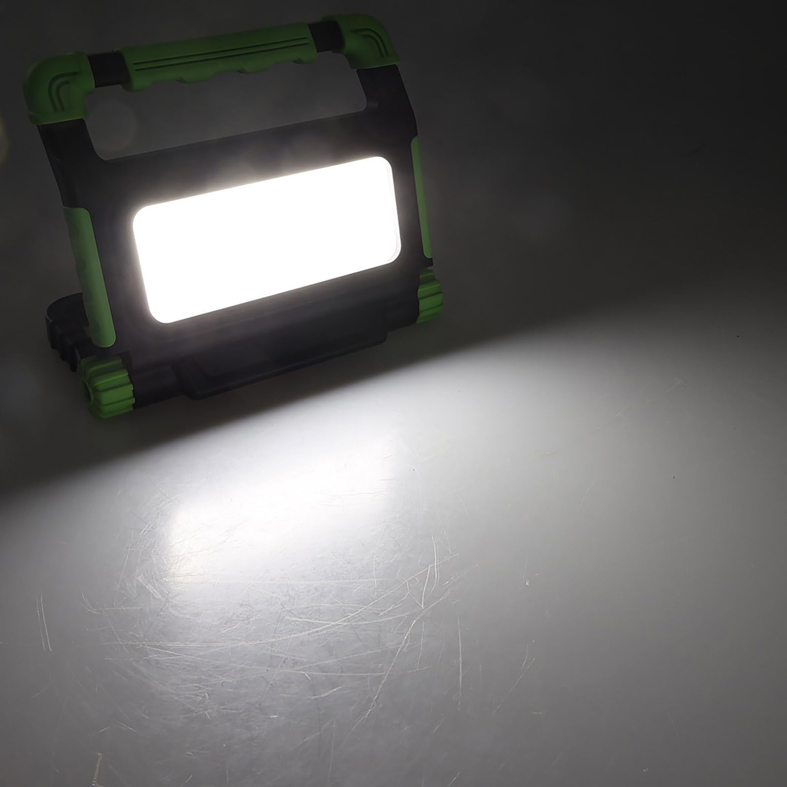 Foco de construcción con batería LED - con función power bank 50 vatios 4200 lúmenes 4500K blanco neutro IP54 protegido contra el agua - luz blanca