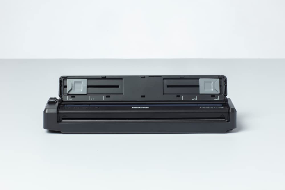 Brother PJ-883 Mobiler A4 Thermodirekt-Dokumentendrucker mit 300 DPI Druckauflösung, 13,5 Seiten/Minute, Bluetooth- und USB-C- und WLAN-Schnittstelle, Schwarz