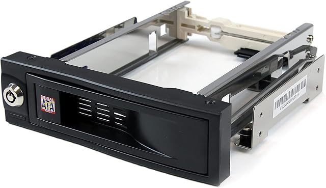 StarTech.com 5.25in Trayless Hot Swap Mobile Rack for 3.5in Hard Drive - Internal SATA Backplane Enclosure - Lockable drive bay (HSB100SATBK)