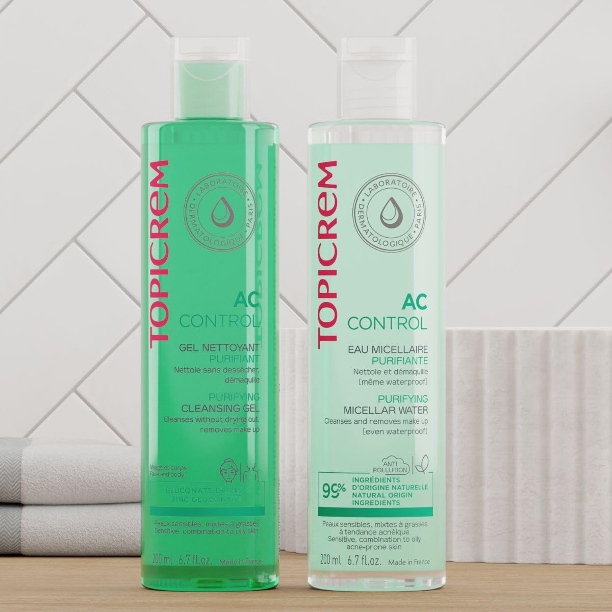 Topicrem - AC CONTROL Oczyszczająca woda micelarna - Oczyszcza delikatnie, zmniejsza nadmiar sebum - pielęgnacja skóry mieszanej i tłustej, trądzik - 400 ml