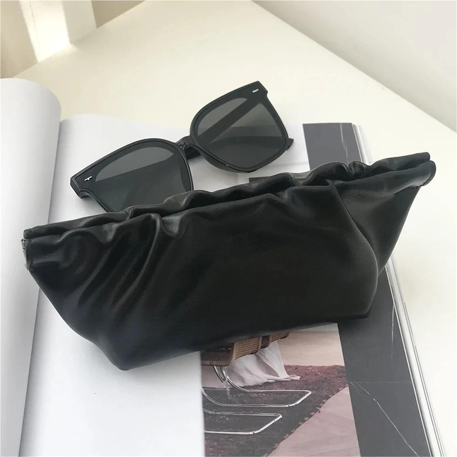 Funda gafas de sol Bolsas De Nube Caja Almacenamiento Gafas Sol Estuche For Cuero Portátil Pu Bolsa For El Hogar para Elegante y Portátil