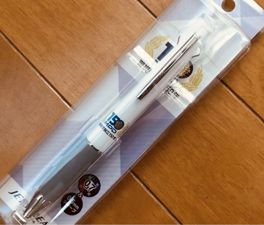 警視庁創立150年記念　ジェットストリーム4&1  3本セット Amazon.co.jp: 警視庁創立150年記念 ジェットストリーム4&1(白