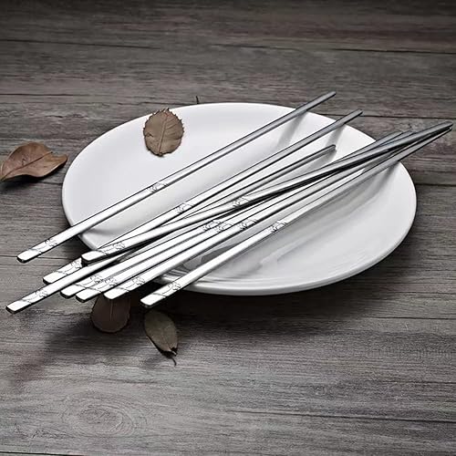 Miniatura 2 de YAPULLYA Juego de palillos y cucharas de metal coreano, reutilizables, de acero inoxidable, con mano larga, juego de 3 (trébol de la suerte)