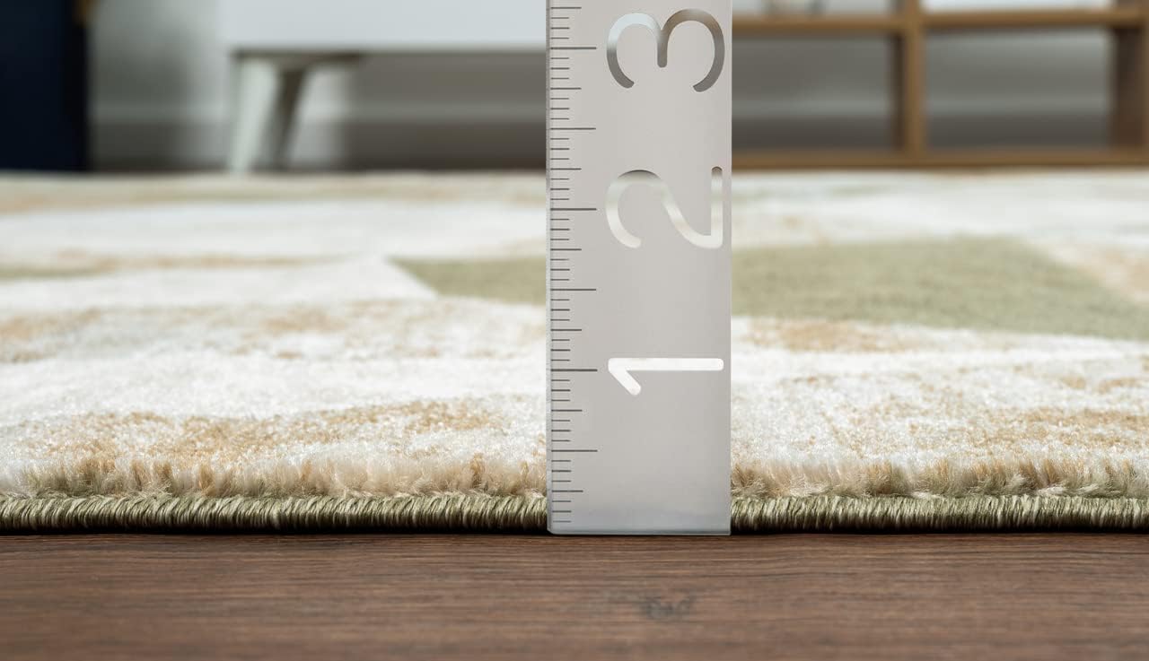 Abani Savoy Collection Area Rug - Green and Cream Geometric Design - 7'9"'x10'2 -Easy to Clean - Durable for Kids and Pets - Non-Shedding - Medium Pile - Soft Feel -for Living Room, Bedroom & Office