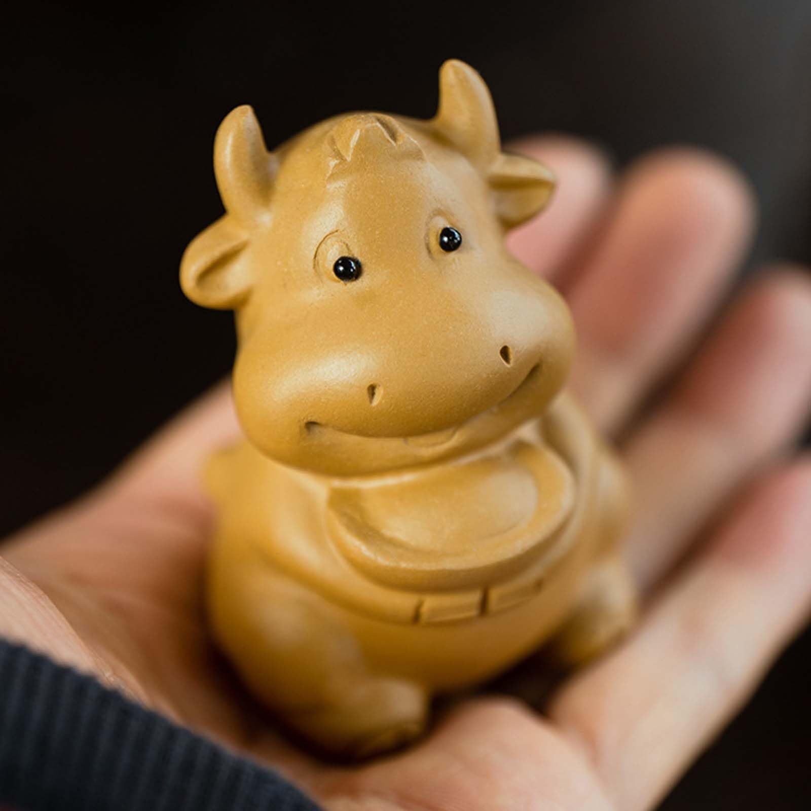 Amazon.co.jp: かわいい 牛の置物 金運アップ インテリア雑貨 牛 置物