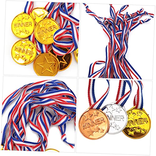 INOOMP 15 Pçs Medalha De Plástico Fita De Futebol Troféu De Futebol Crianças Esportes Brinquedos Ves